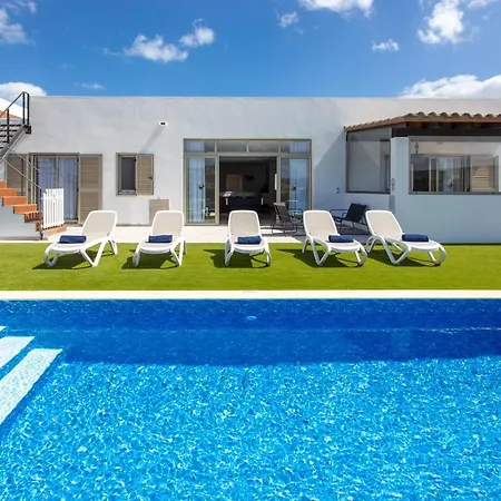 Βίλα Luxury Perla